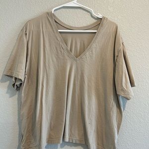 VETTA convertible t shirt.